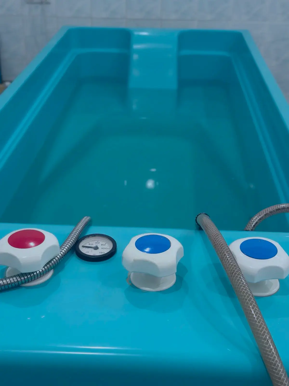 Гідромасаж і теплі струмені води