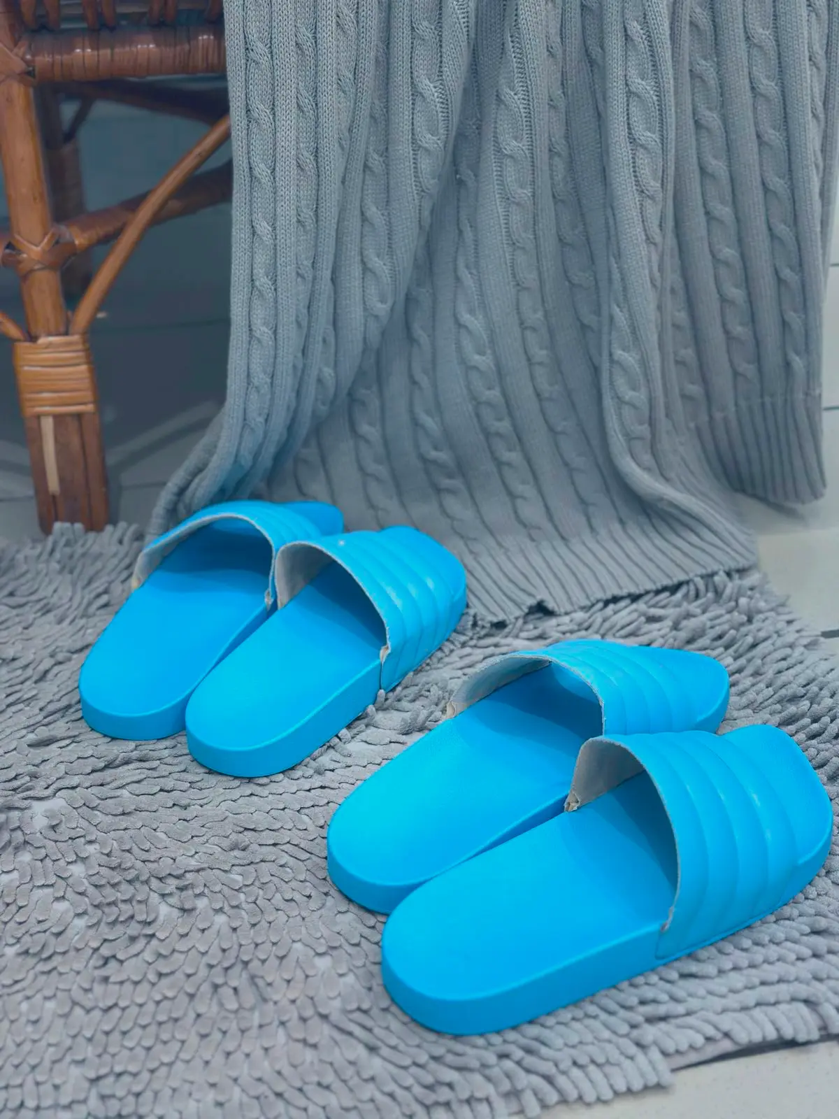 Блакитні капці, м’який рушник та турботлива атмосфера студії GidroLife